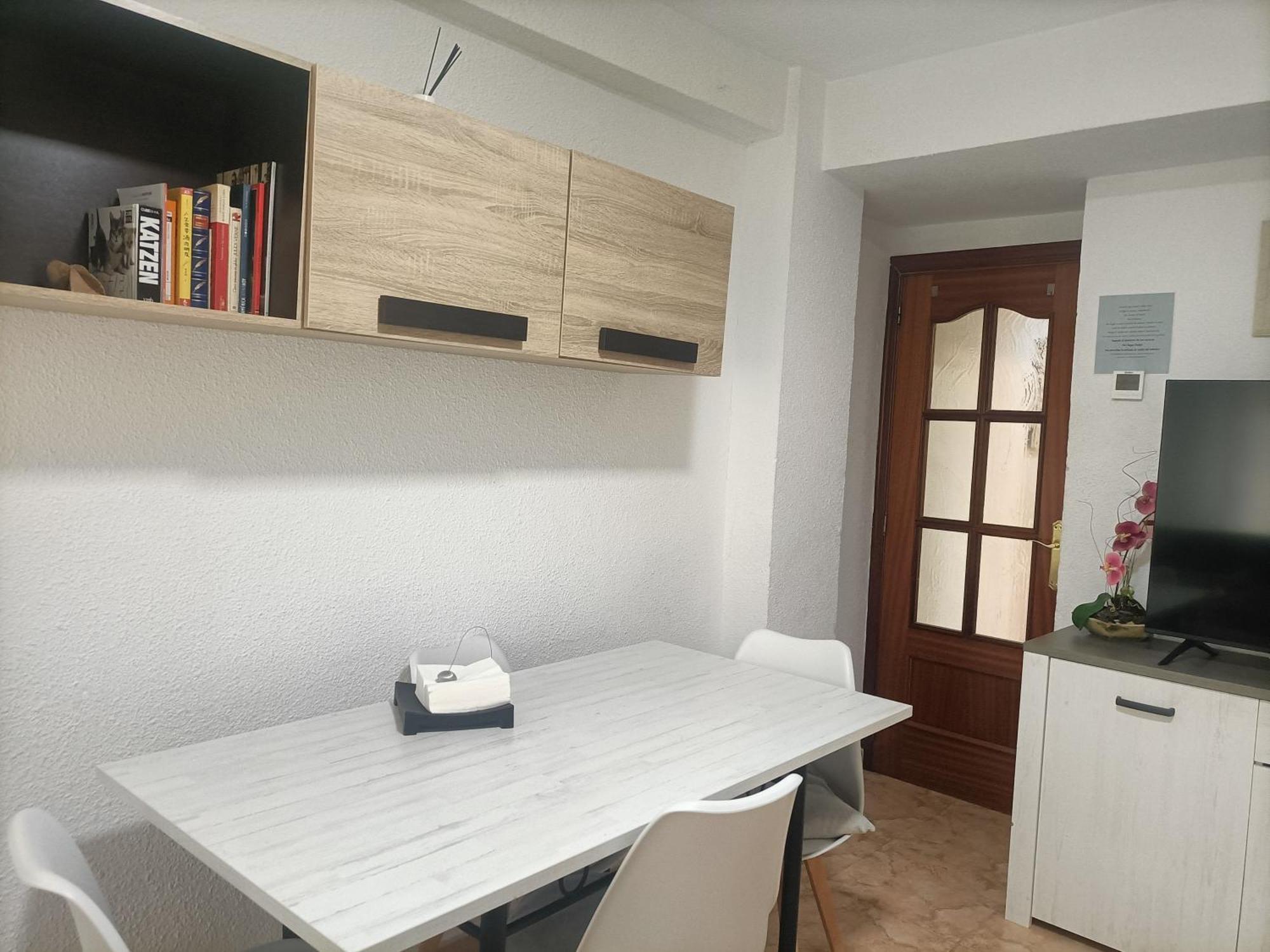 Apartamento Espacioso Frente Al Corte Ingles Con Plaza De Garaje Gratis - Vu75 Salamanca Ngoại thất bức ảnh